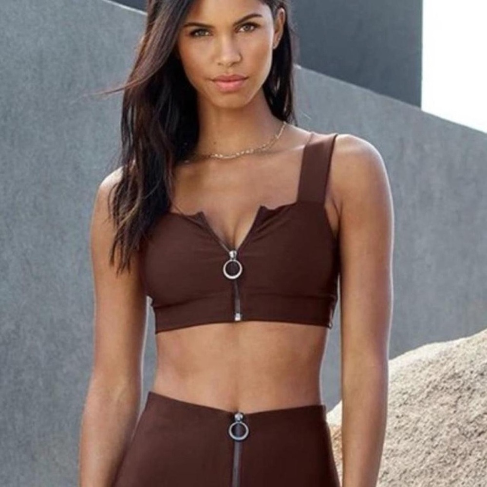 Alo Black Sports Bra